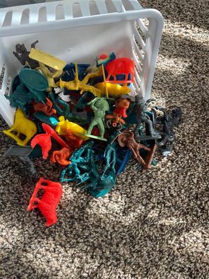 COWBOYS AND INDIANS FARM ANIMALS AND 4 WHEEL FUN