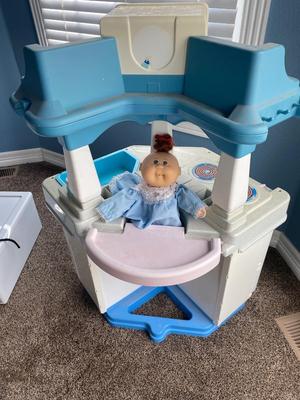 FISHER-PRICE KITCHEN WITH A CABBAGE PATCH KID