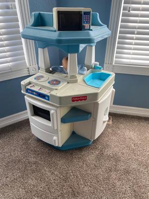 FISHER-PRICE KITCHEN WITH A CABBAGE PATCH KID