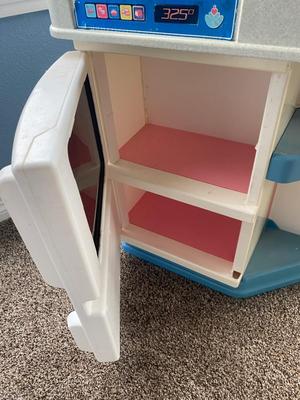 FISHER-PRICE KITCHEN WITH A CABBAGE PATCH KID