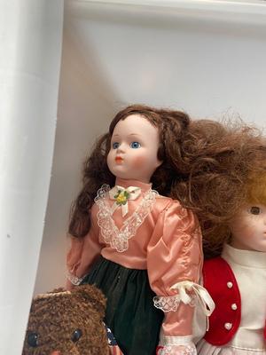HERITAGE MINT PORCELAIN DOLLS
