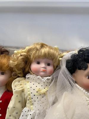 HERITAGE MINT PORCELAIN DOLLS