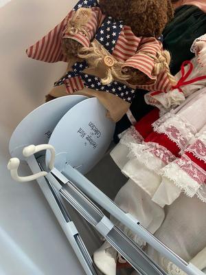 HERITAGE MINT PORCELAIN DOLLS