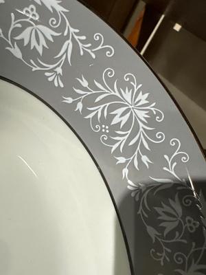 Vogue tureen and 3 serving bowls