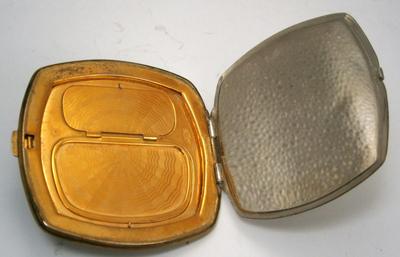 Vintage "La Mode" Compact