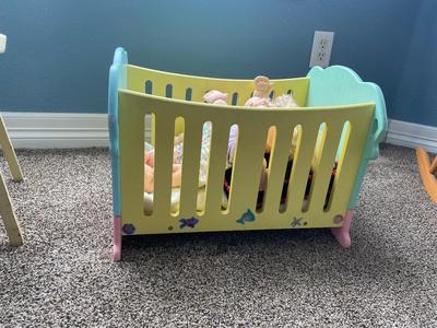 BABY DOLL CRADLE AND CABBAGE PATCH KID