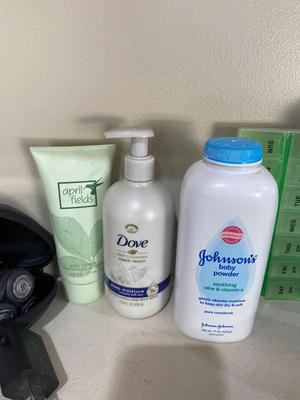 NORELCO S5290 ELECTRIC RAZOR, REVLON HAIR DRYER & OTHER PERSONAL CARE ITEMS