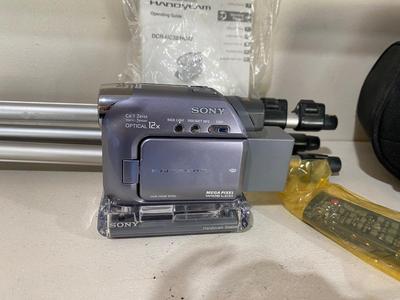 SONY HANDYCAM DCR-HC42 AN TRIPOD