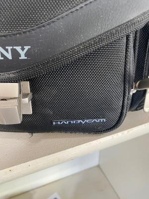 SONY HANDYCAM DCR-HC42 AN TRIPOD