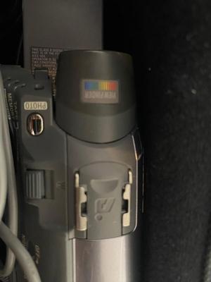 SONY HANDYCAM DCR-HC42 AN TRIPOD