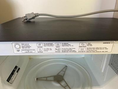 GE SENSOR COOKING MICROWAVE OVEN