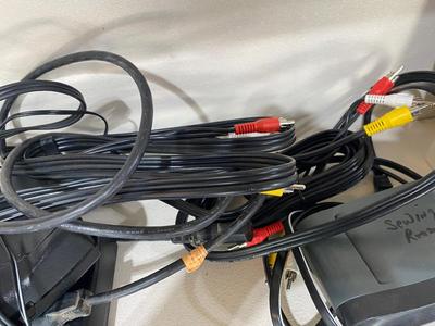 ELECTRONICS LOT-NETGEAR ROUTER, D-LINK, RCA ADAPTERS & OTHER LIKE ITEMS
