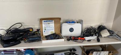 ELECTRONICS LOT-NETGEAR ROUTER, D-LINK, RCA ADAPTERS & OTHER LIKE ITEMS