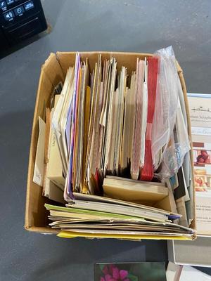 HALLMARK INSTANT SCRAPBOOK PHOTO ALBUM AND GREETING CARDS