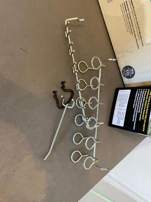 CLAMP WALL RACK ORGANIZERS AND PEGBOARD HOOKS