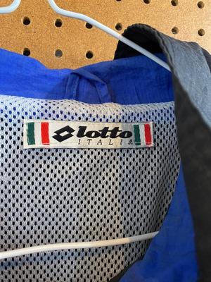MENS MEDIUM JACKETS- OLD NAVY & LOTTO ITIALA