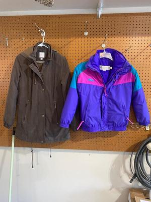 WOMENS CROFT & BARROW COAT AND YOUTH COLUMBIA SKI JACKET