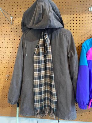WOMENS CROFT & BARROW COAT AND YOUTH COLUMBIA SKI JACKET