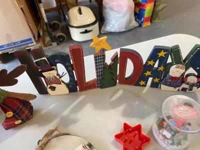 CHRISTMAS COOKIE CUTTERS AND HOLIDAY DECOR