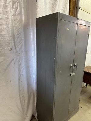 METAL STORAGE CABINET