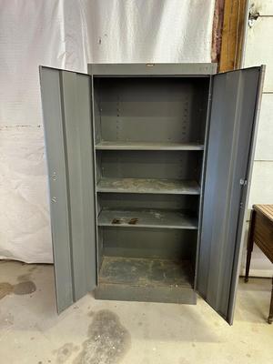METAL STORAGE CABINET