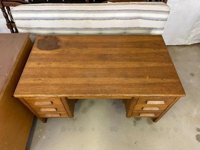 SOLID WOOD DESK AND A DESK CHAIR