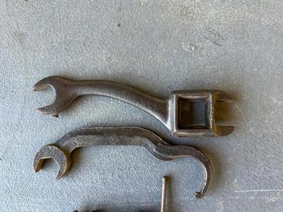 ANTIQUE WRENCHES AND A SMALL C-CLAMP