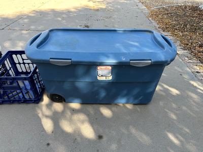 STORAGE CONTAINERS
