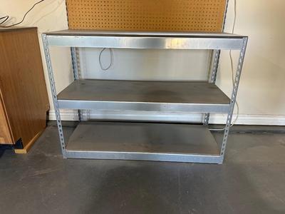 STEEL WORKBENCH WITH PEGBOARD BACK