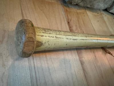 VTG Hillerich & Bradsby Bat & Cal Ripken Plaque