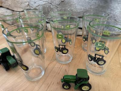 John Deere Tumbler Glasses (8) & Model Tractors