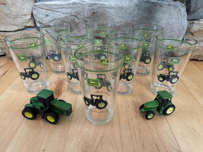 John Deere Tumbler Glasses (8) & Model Tractors