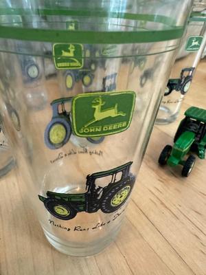 John Deere Tumbler Glasses (8) & Model Tractors