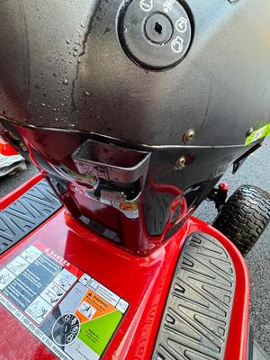 Craftsman Tractor 21HP 42” YTS3000