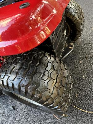 Craftsman Tractor 21HP 42” YTS3000