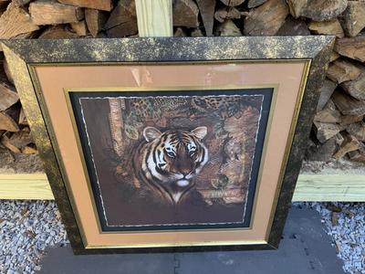 Large Home Interiors - Tiger (Frame Gold Sponge Paint Design)