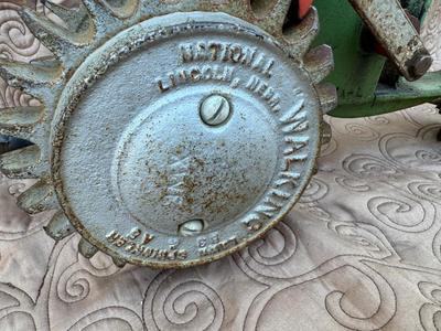 National XA-L Walking Lawn Sprinkler