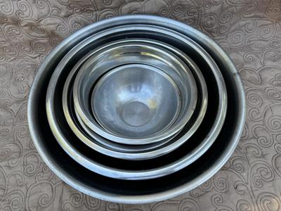 Seven Mixing Bowls Nesting Set