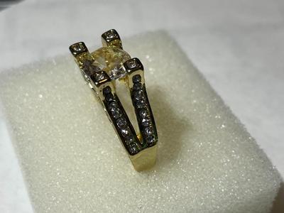 Ladies New Never Worn Gold-tone Fashion Ring Size-8.5 w/Crystal Stones as Pictured.