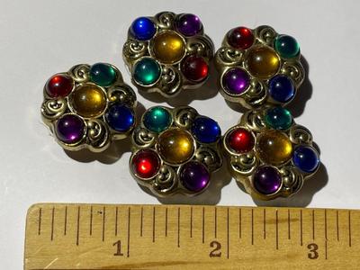 Vintage Unsigned Gold-tone Colored Stone Button Covers Set of 5 in Good Preowned Condition.