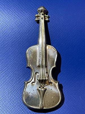 Vintage Lang Sterling Silver Violin Pin/Pendant in VG Preowned Condition.