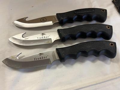 Gut Hook Hunting Knives