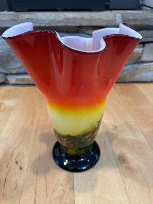 Beautiful Murano Hand Blown Hankerchief Multicolored Vase