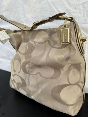 Authentic Coach Tote Signature Hand Bag - New with Tags