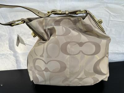 Authentic Coach Tote Signature Hand Bag - New with Tags