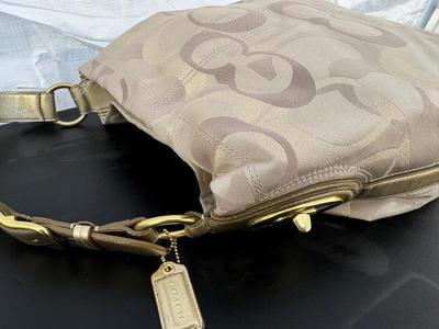 Authentic Coach Tote Signature Hand Bag - New with Tags