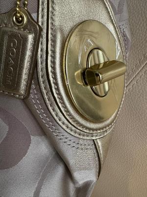 Authentic Coach Tote Signature Hand Bag - New with Tags