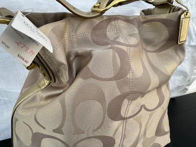 Authentic Coach Tote Signature Hand Bag - New with Tags