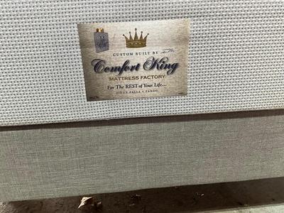 LIFT BED w/Comfort King Mattress. Reverie 5D Adjustable Foundation w/remote, ComfortKing Mattress
