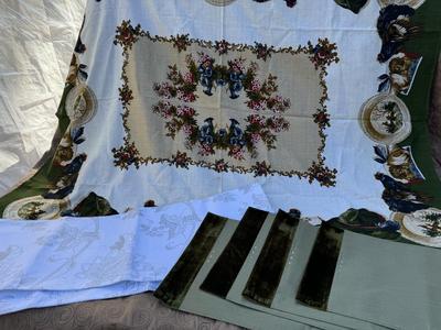 Table Linens